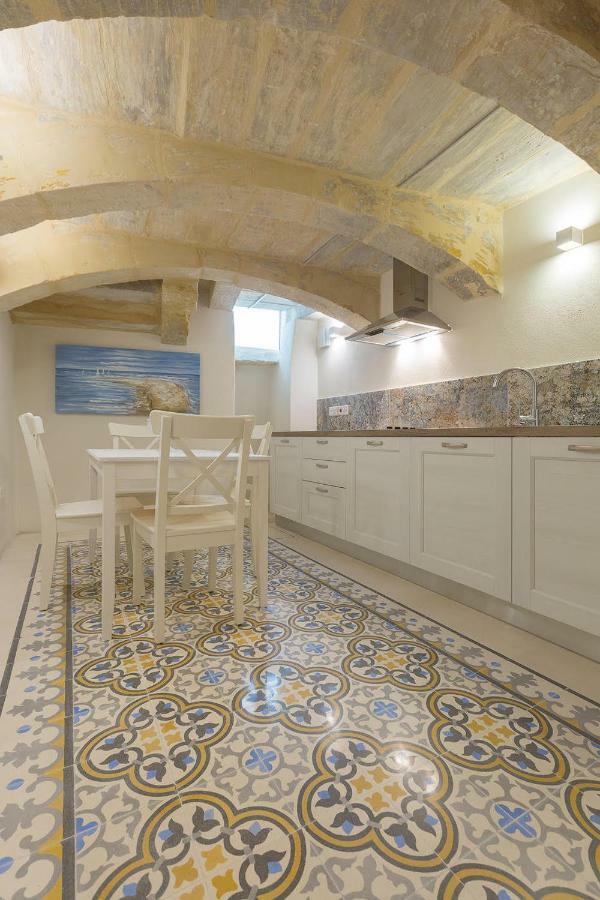 Amelie - Charming Townhouse In The Heart Of Rabat Villa Exteriör bild